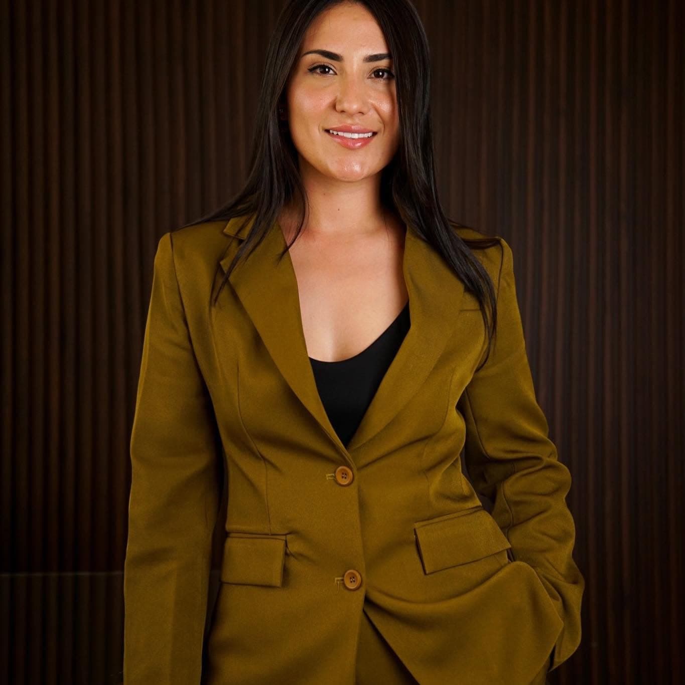 Dra Alejandra Rivas - Cirugia Plastica